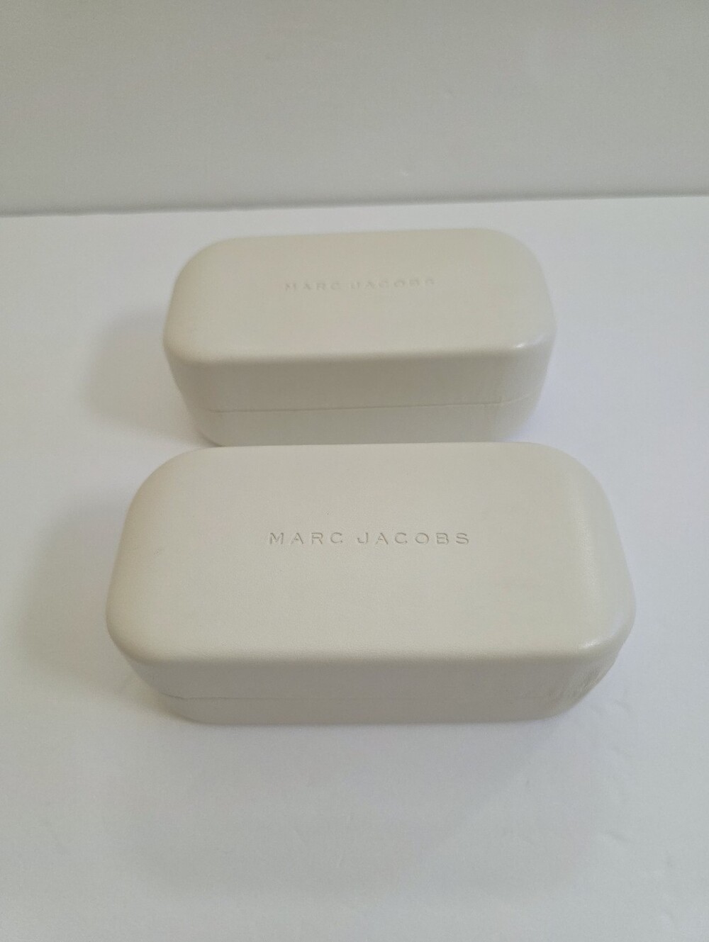 Marc Jacobs Sunglasses Case Bundle